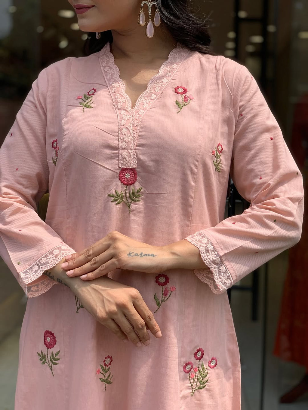Peach Roman Silk Kurta Set – 3-Piece Floral Embroidered Suit with Chanderi Dupatta