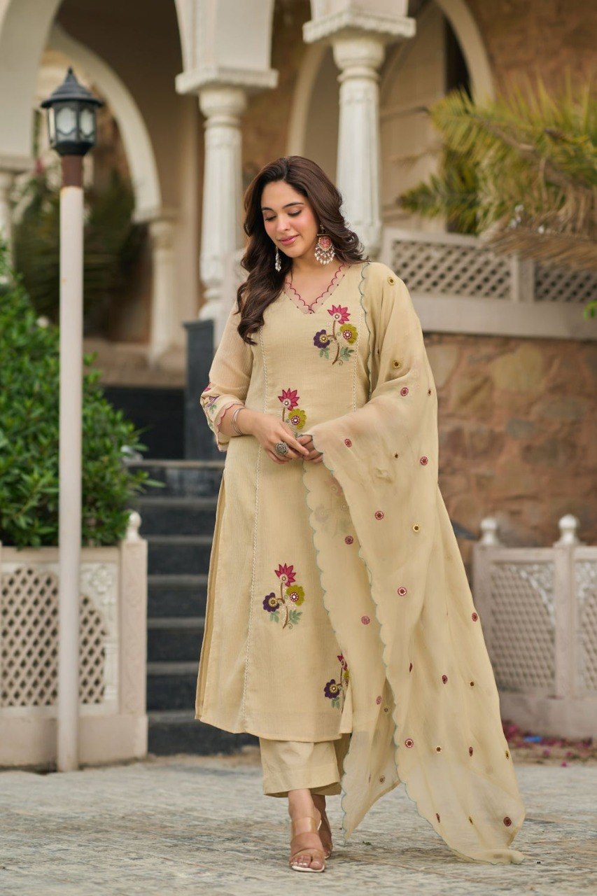 Elegant Beige Roman Silk Kurta Set with Scalloped Floral Embroidery Dupatta – 3-Piece Luxury Monochrome Salwar Suit