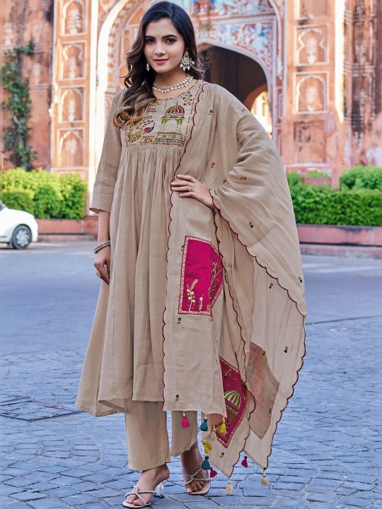 Heritage Beige Roman Silk Flared Kurta Set with Scalloped Jharokha Dupatta – 3-Piece Peacock Embroidered Salwar Suit