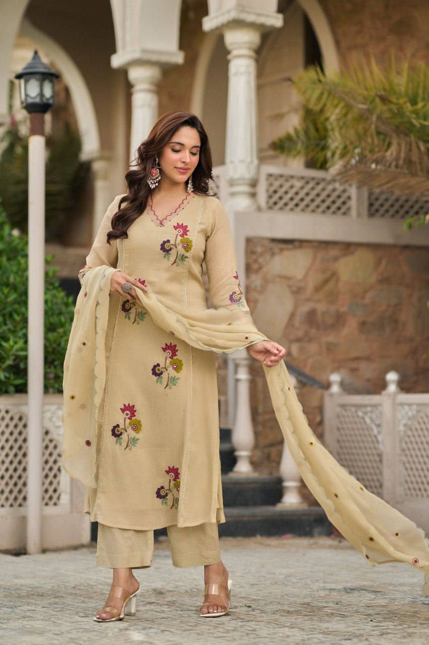 Elegant Beige Roman Silk Kurta Set with Scalloped Floral Embroidery Dupatta – 3-Piece Luxury Monochrome Salwar Suit