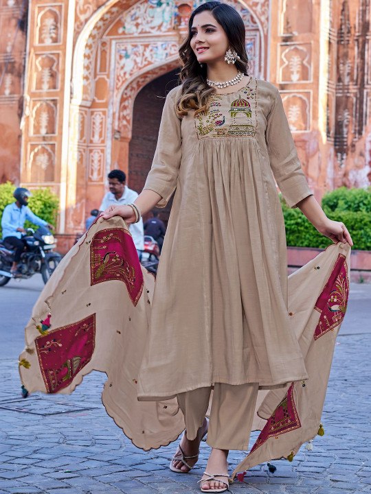 Heritage Beige Roman Silk Flared Kurta Set with Scalloped Jharokha Dupatta – 3-Piece Peacock Embroidered Salwar Suit