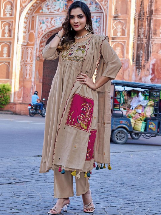 Heritage Beige Roman Silk Flared Kurta Set with Scalloped Jharokha Dupatta – 3-Piece Peacock Embroidered Salwar Suit