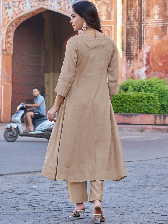 Heritage Beige Roman Silk Flared Kurta Set with Scalloped Jharokha Dupatta – 3-Piece Peacock Embroidered Salwar Suit