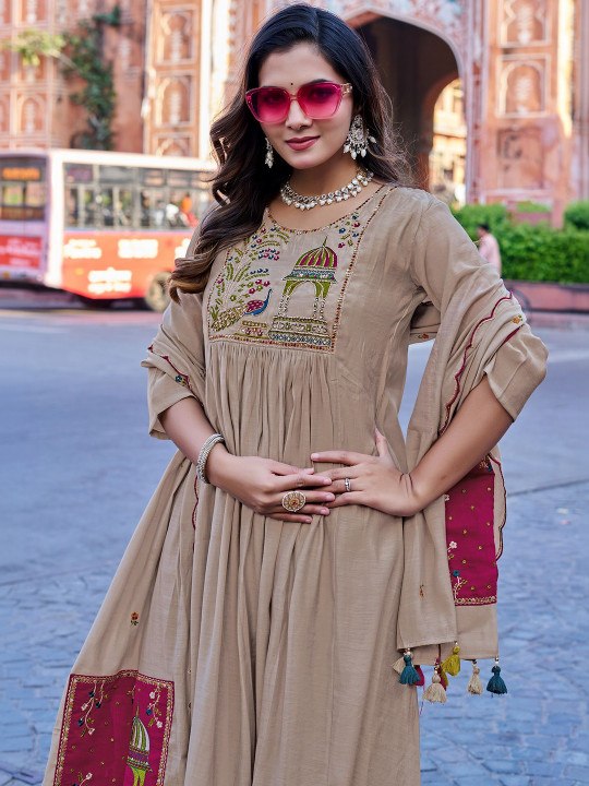 Heritage Beige Roman Silk Flared Kurta Set with Scalloped Jharokha Dupatta – 3-Piece Peacock Embroidered Salwar Suit