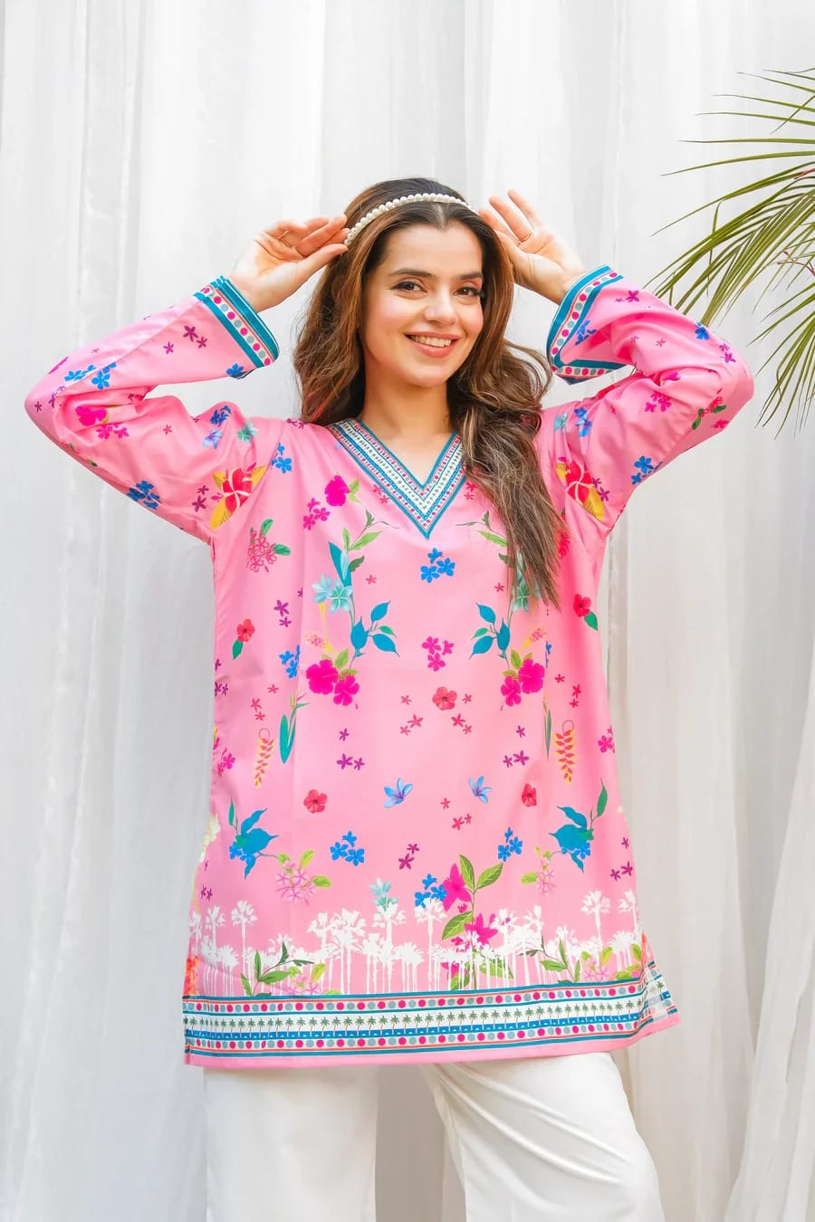 Aadesh Fashion Paris Candy Pink & White Floral Rayon Printed Co-ord Set