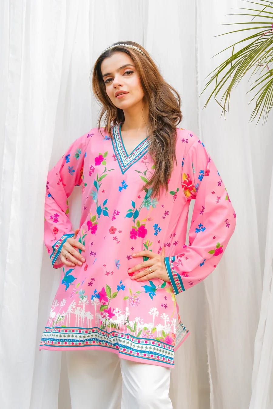 Aadesh Fashion Paris Candy Pink & White Floral Rayon Printed Co-ord Set