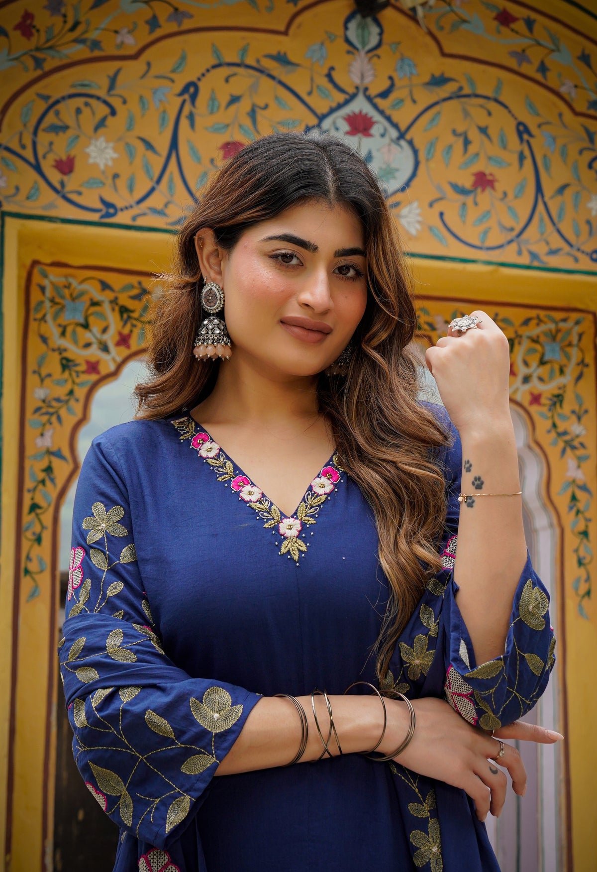 Royal Blue Chanderi Kurta Set – 3-Piece V-Neck Floral Embroidered Festive Suit