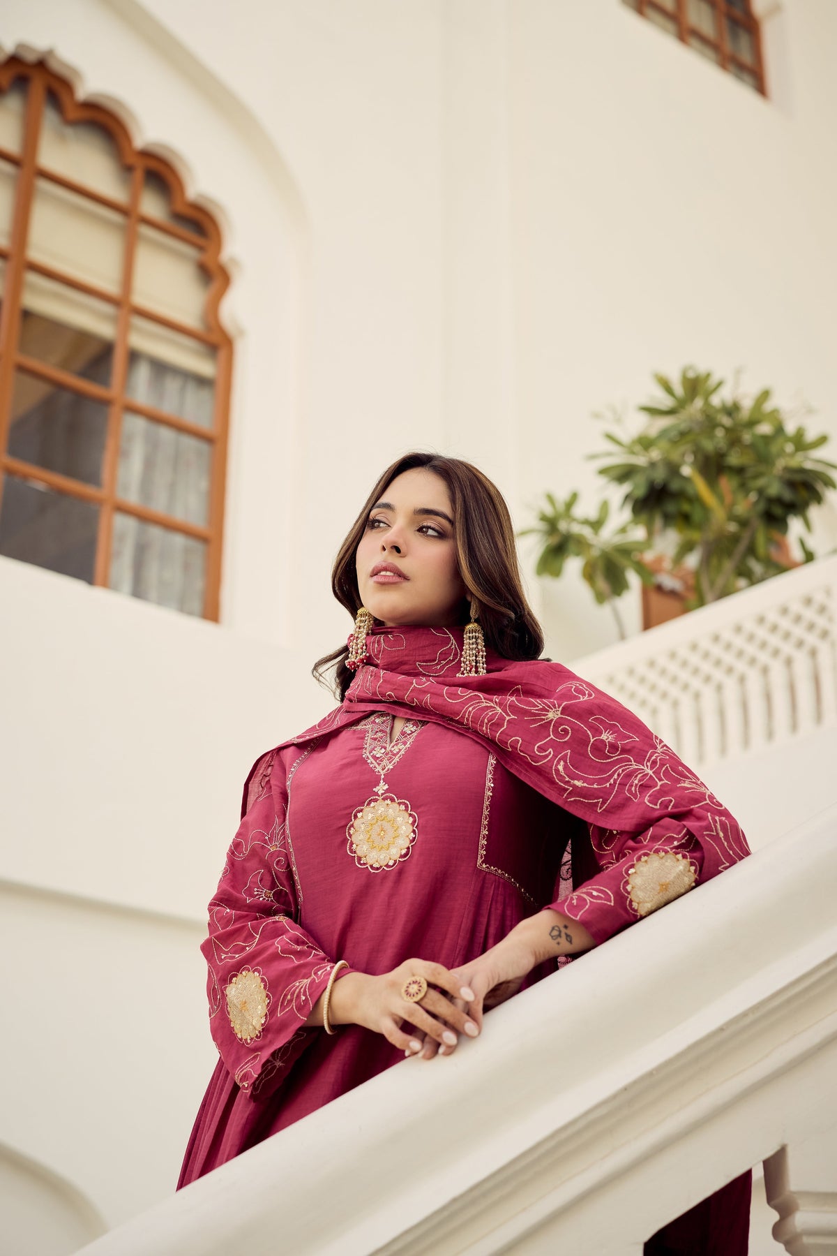 herry Pink Muslin Flared Anarkali Kurta Set – 3-Piece Royal Medallion Embroidered Suit with Muslin Dupatta