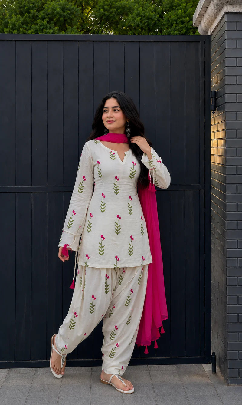 Bohemian Floral Print Cotton Cambric Short Kurti Patiala Suit Set with Chanderi Dupatta – 3-Piece Back Lace-Up Co-ord Set