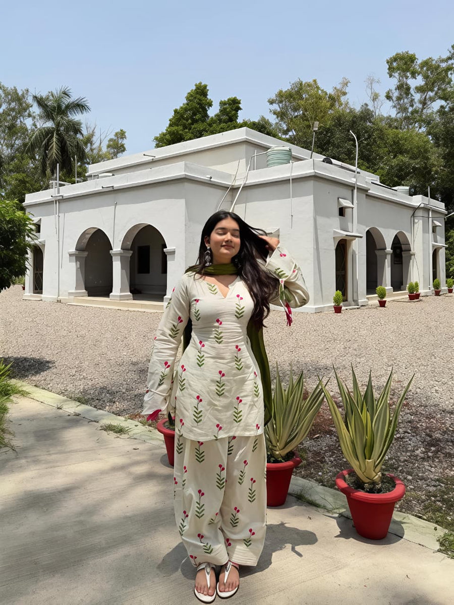 Off-White & Olive Green Floral Cotton Cambric Short Kurti Patiala Suit Set – 3-Piece Back Lace-Up Co-ord