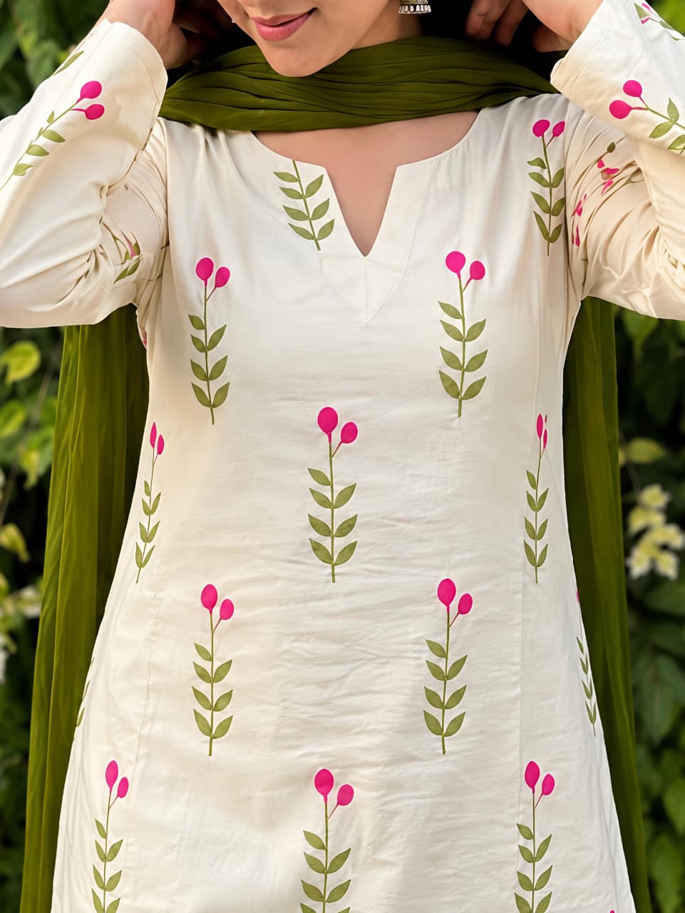 Off-White & Olive Green Floral Cotton Cambric Short Kurti Patiala Suit Set – 3-Piece Back Lace-Up Co-ord