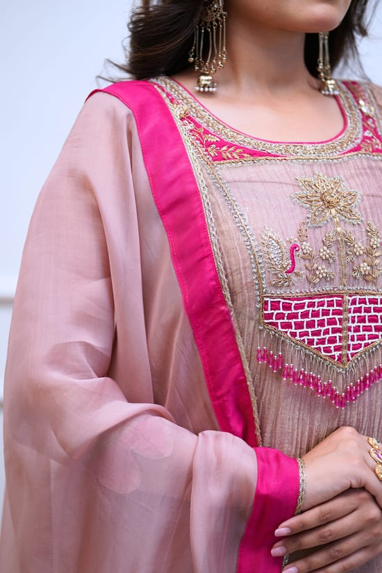 Elegant Mauve Embroidered Glass Chanderi Kurta Set with Dupatta – 3-Piece Festive Salwar Suit