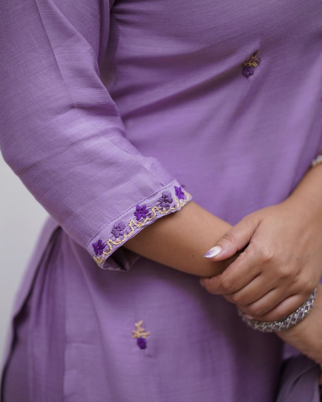 Aadesh Fashion Vibhuti Lavender Rayon Slub Kurti Pant Set With Chanderi Dupatta